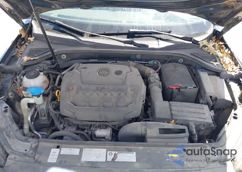 2018 Volkswagen Passat 2.0T R-Line/2.0T S из США, поврежденный, VIN 1VWAA7A34JC009932